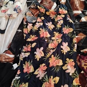 Time and Tru Floral Print Top with Navy and Pink